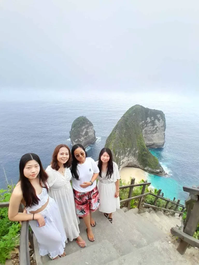 Kelingking Beach Nusa Penida Transport Bali Tour Agency 5